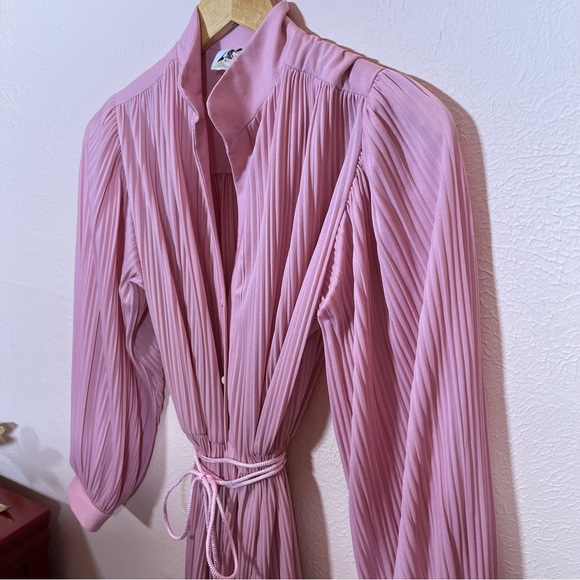 Vintage 60 70 Retro Micro Pleated Pink Balletcore High Collar Secretary Dress - Picture 12 of 17